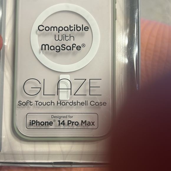 Merkury soft touch cover - Picture 3 of 4